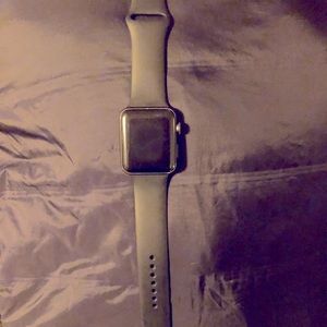 Apple Watch series 3 -used